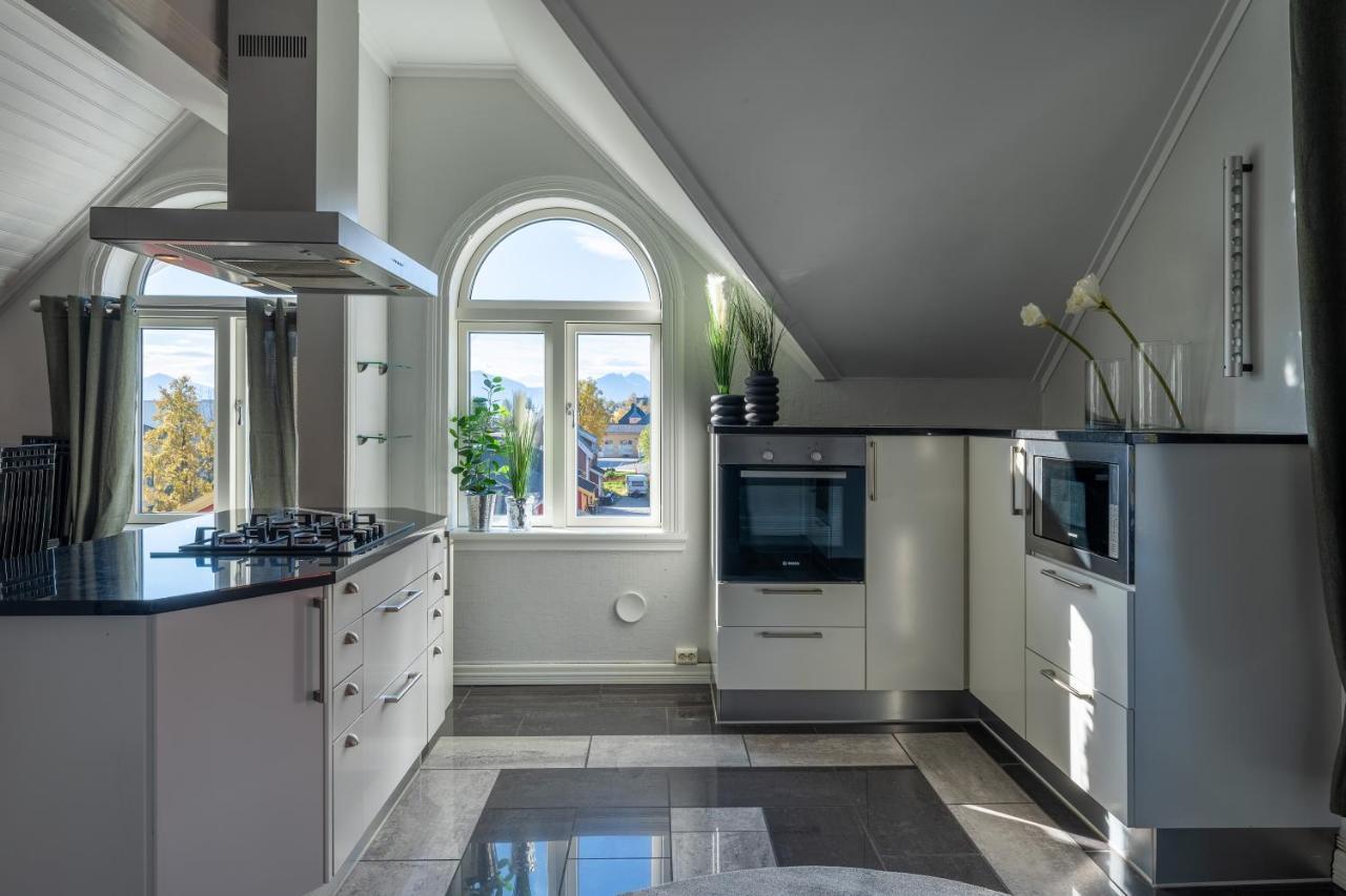 Enter Tromso - Exclusive 4 Bedroom Villa Esterno foto