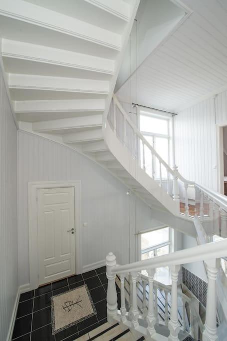 Enter Tromso - Exclusive 4 Bedroom Villa Esterno foto